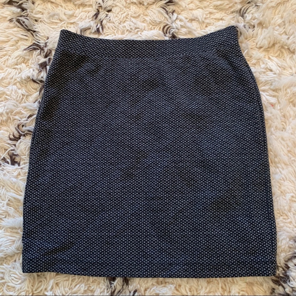LOFT patterned pencil skirt - S